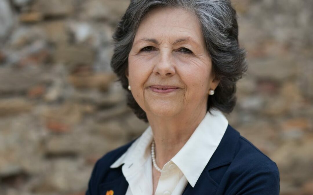 Elda Mata es elegida presidenta de Societat Civil Catalana